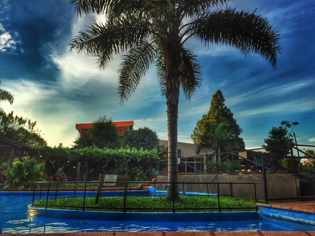 Hotel Carmen Puerto Iguazú Kültér fotó