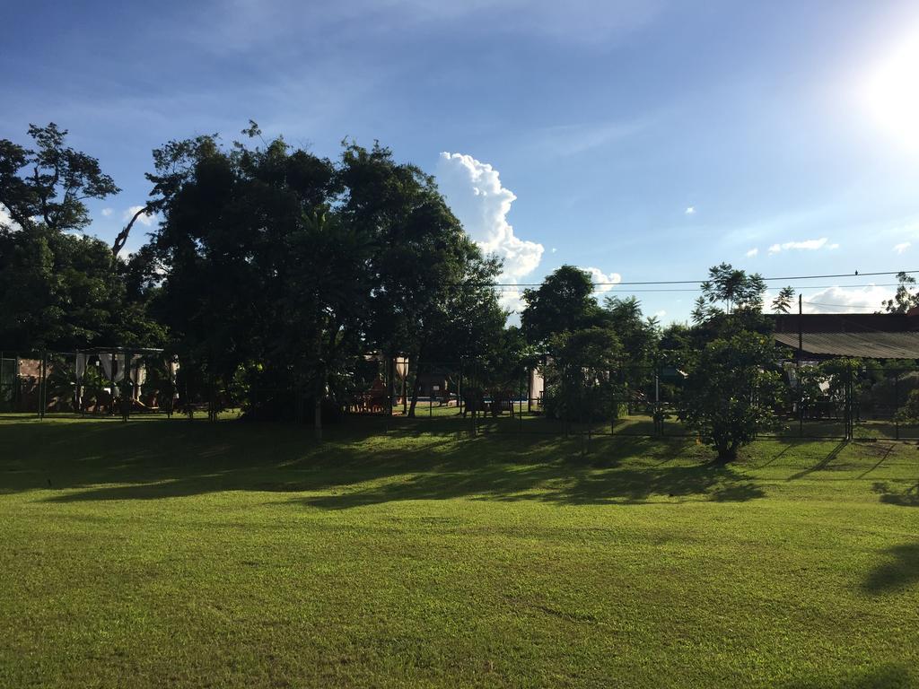 Hotel Carmen Puerto Iguazú Kültér fotó